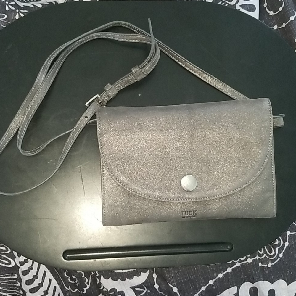 Tusk Leather Crossbody Pewter Silver Rosa Metallic